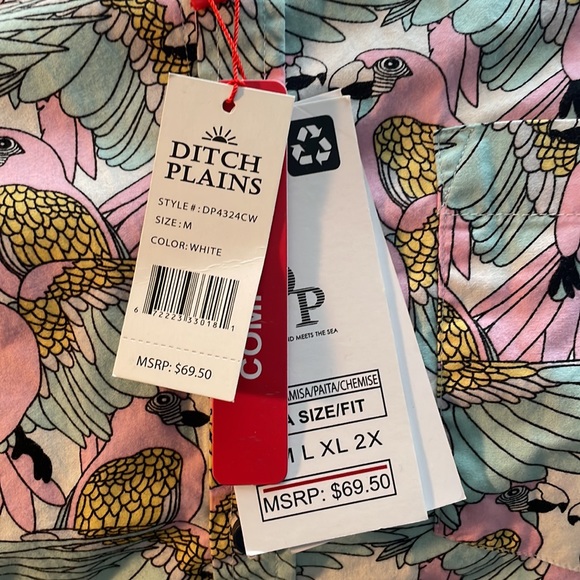 NWT Ditch Plains Short Sleeve Button Shirt Sz. M - Picture 4 of 5